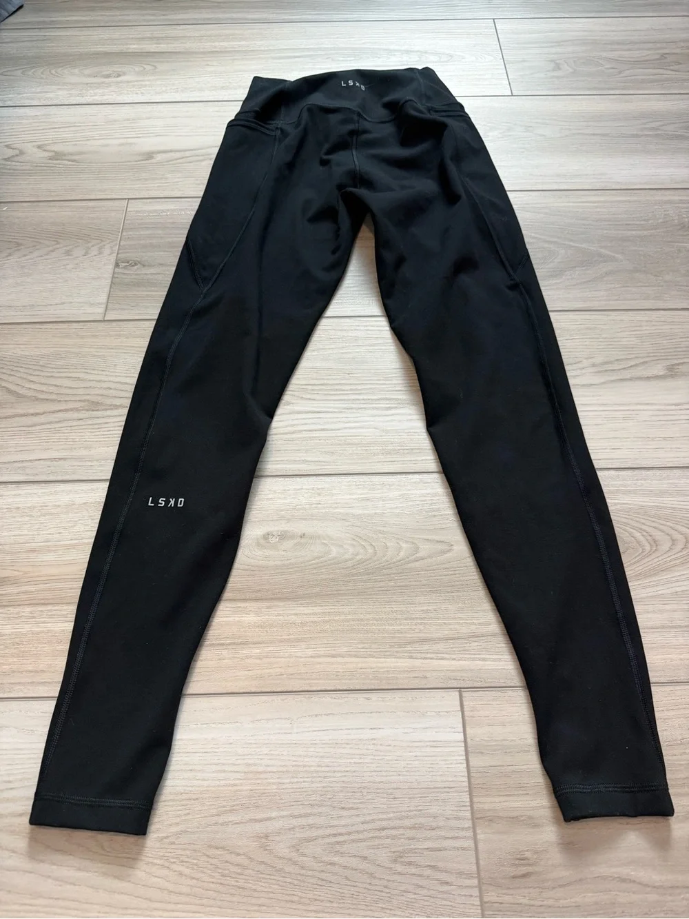 NWOT LSKD Rep Ultra High-Rise Full Length Pocket Leggings